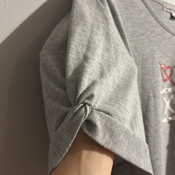 Size xl , color is gray - Picture 4 of 6